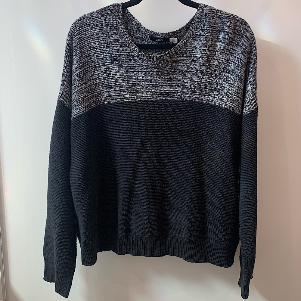 Woman’s BDG 1/2 Black & Grey pullover Sweater